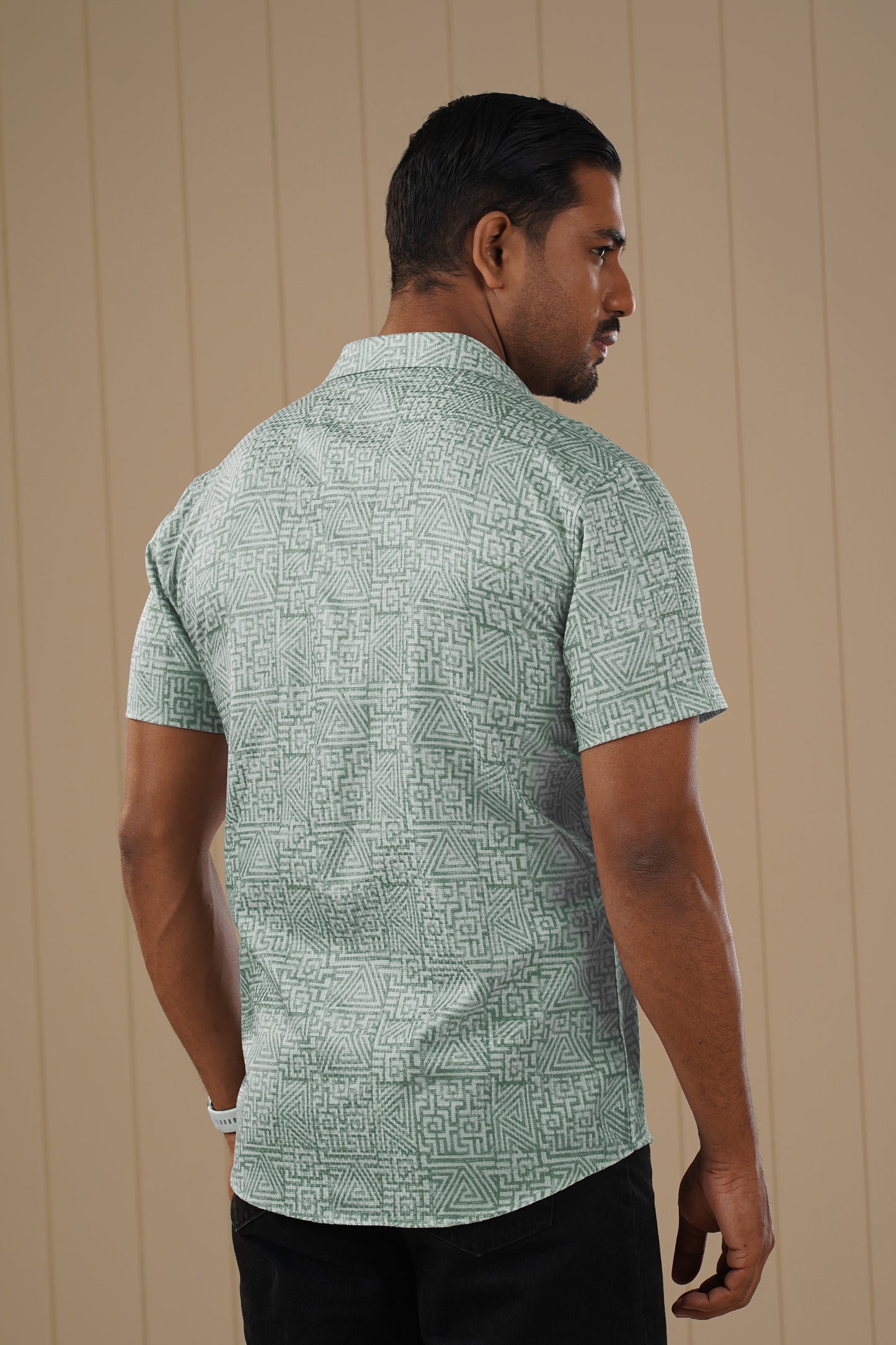 MEN'S HALF SLEEVE CASUAL SHIRT