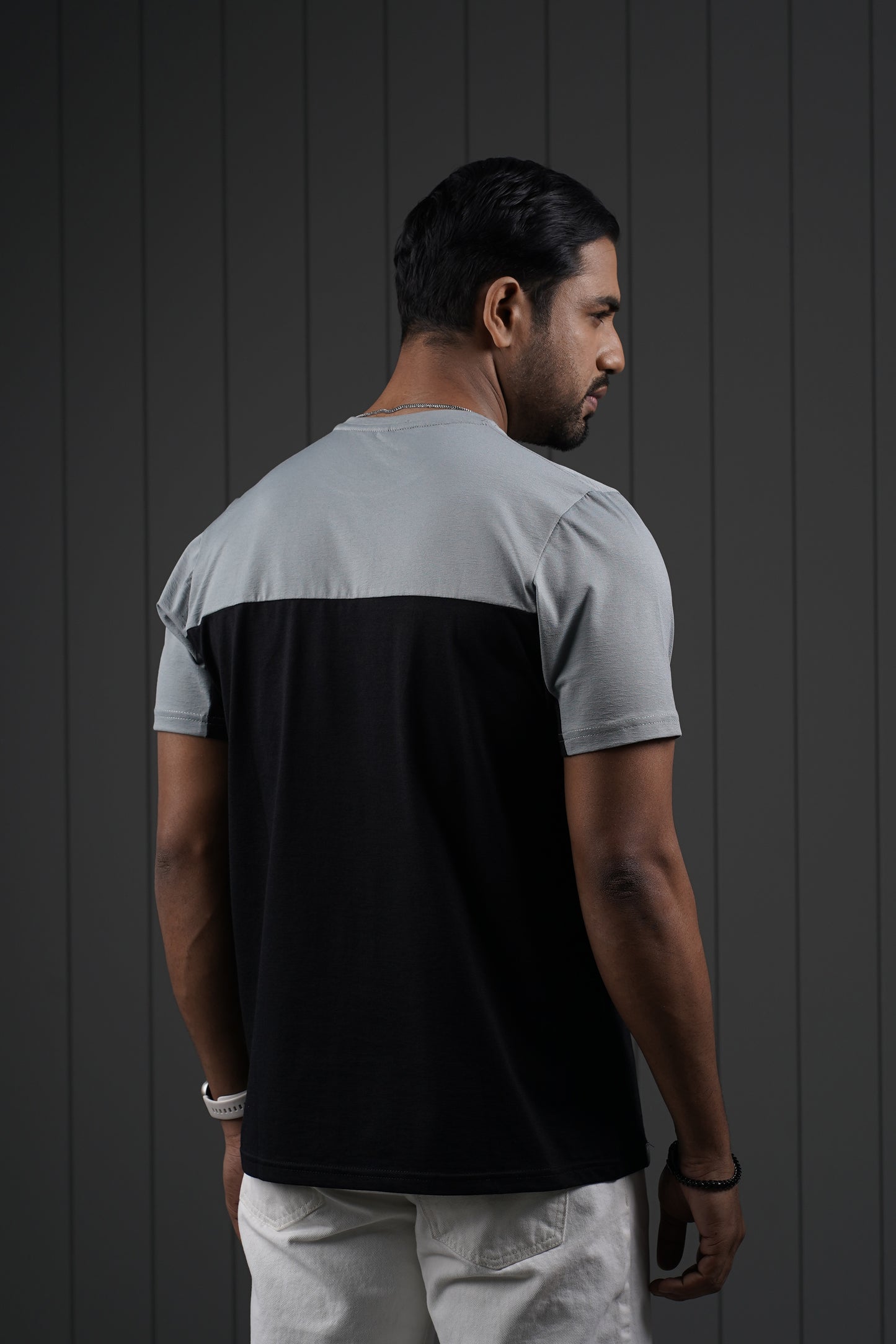 MENS T-SHIRT