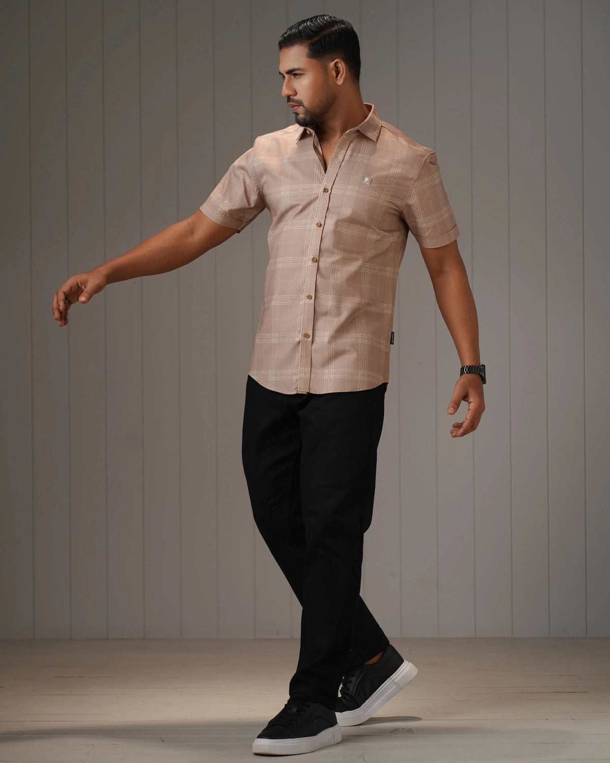 MEN'S HALF SLEEVE CASUAL SHIRT