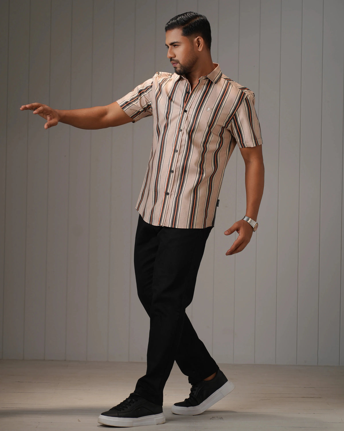 MEN'S HALF SLEEVE CASUAL SHIRT
