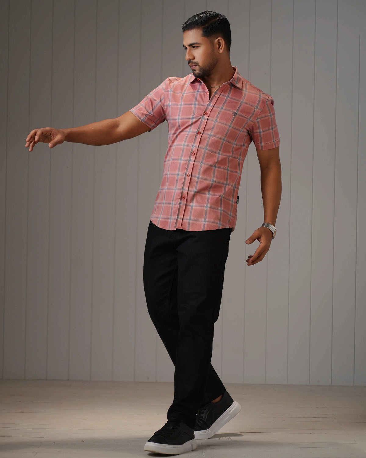 MEN'S HALF SLEEVE CASUAL SHIRT